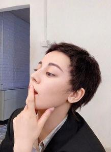 寸头热巴的圈内爆料,揭秘明星背后的真实故事